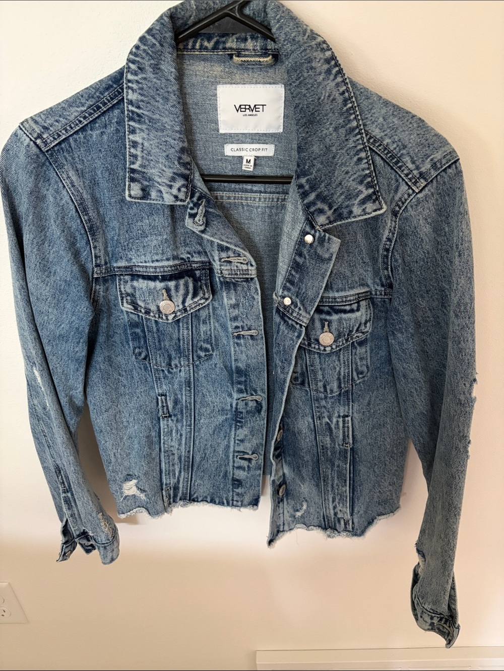 VERVET Classic Crop Fit Light Blue Denim Jacket